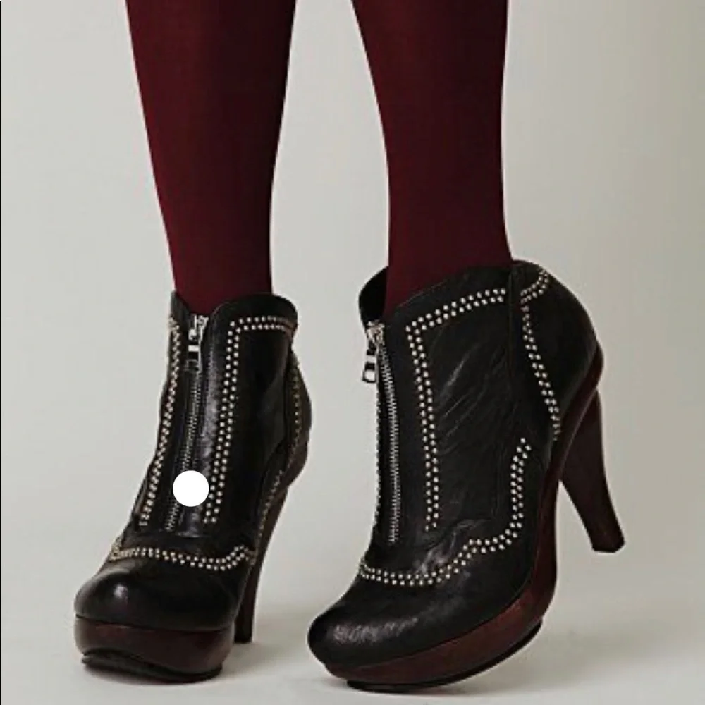 Calleen Cordero Free People Studded Platform Booties Wood Block Heal‎ Size &